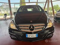 Usata Mercedes B180 109 CV (80 kW) 2011 Nero Monovolume