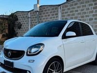 Usata Smart ForFour Brabus 109 CV (80 kW) 2018 Bianco Utilitaria