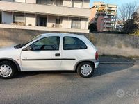 Usata Opel Corsa Sport 58 CV (42 kW) 2001 Bianco Utilitaria