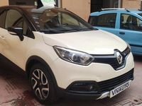 Usata Renault Captur 110 CV (80 kW) 2016 Beige SUV