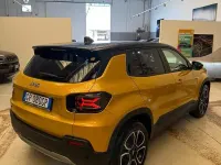 Usata Jeep Avenger EV Summit 61 kW (84 CV) 2023 Giallo SUV