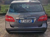 Usata Mercedes B180 Premium 109 CV (80 kW) 2013 Grigio Monovolume