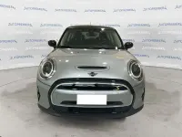 Usata Mini Cooper SE Essential 135 kW (184 CV) 2023 Argento Utilitaria
