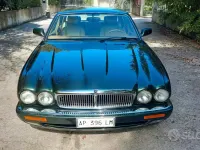 Usata Jaguar X300 211 CV (155 kW) 1997 Verde Berlina