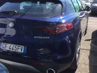 Usata Alfa Romeo Stelvio Business 190 CV (139 kW) 2021 Blu/azzurro SUV