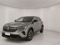 Usata Renault Austral Techno 200 CV (147 kW) 2024 Grigio SUV