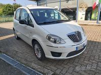 Usata Lancia Musa Gold 77 CV (56 kW) 2012 Bianco Monovolume