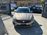 Usata Fiat Tipo Sport 120 CV (88 kW) 2019 Oro Berlina