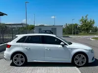Usata Audi A3 S-Line 150 CV (110 kW) 2019 Bianco Berlina