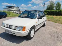 Usata Peugeot 205 54 CV (39 kW) 1998 Bianco Utilitaria