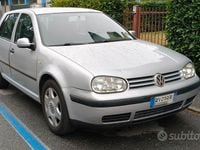 Usata VW Golf IV 75 CV (55 kW) 2000 Grigio Utilitaria