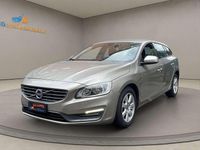 Usata Volvo V60 Momentum 136 CV (100 kW) 2013 Beige Station wagon