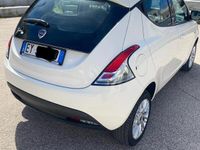 usata Lancia Ypsilon elefantino