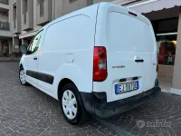 Usata Citroën Berlingo 90 CV (66 kW) 2011 Bianco Monovolume