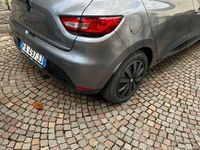 Usata Renault Clio IV 73 CV (53 kW) 2015 Grigio Utilitaria