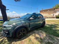 Usata Dacia Sandero Stepway 101 CV (74 kW) 2024 Verde Berlina