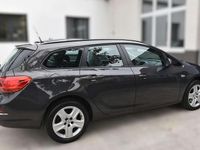 Usata Opel Astra Cosmo 110 CV (80 kW) 2016 Grigio medio metallizzato Station wagon