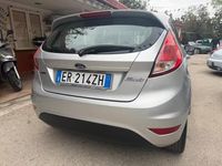 Usata Ford Fiesta Titanium 80 CV (58 kW) 2013 Argento Utilitaria