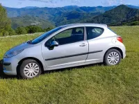 Usata Peugeot 207 68 CV (50 kW) 2008 Grigio Berlina