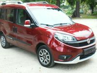 Usata Fiat Doblò Trekking 120 CV (88 kW) 2018 Rosso Monovolume