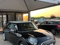 Usata Mini Cooper D 116 CV (85 kW) 2014 Nero Utilitaria