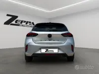 Usata Opel Corsa 101 CV (74 kW) 2025 Grigio Utilitaria