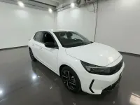 Usata Opel Corsa S 100 CV (73 kW) 2025 Bianco pastello Utilitaria