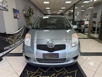 Usata Toyota Yaris Sol 84 CV (61 kW) 2006 Argento Berlina