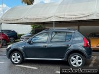 Usata Dacia Sandero Stepway 70 CV (51 kW) 2010 Nero SUV