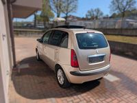 Usata Lancia Musa 101 CV (74 kW) 2005 Oro Monovolume