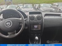 Begagnad Dacia Duster Lauréate 110 HK (80 kW) 2016 Vit SUV