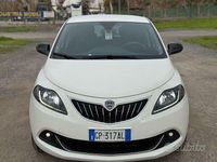 Usata Lancia Ypsilon Gold 69 CV (50 kW) 2020 Bianco Utilitaria