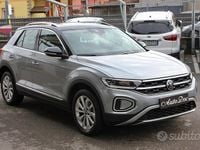 Usata VW T-Roc Style 116 CV (85 kW) 2025 Grigio SUV
