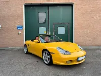 Usata Porsche Boxster 260 CV (191 kW) 2002 Speed yellow Cabrio