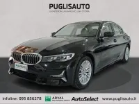 Usata BMW 318 Luxury Line 150 CV (110 kW) 2021 Blu Berlina