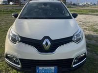 Usata Renault Captur Intens 90 CV (66 kW) 2017 Beige SUV