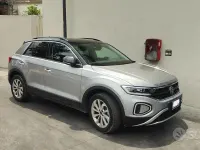 Usata VW T-Roc Edition 116 CV (85 kW) 2024 Grigio SUV