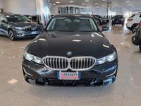 Begagnad BMW 318 Luxury Line 150 HK (110 kW) 2020 Svart Kombi