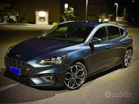 Usata Ford Focus ST-Line 120 CV (88 kW) 2020 Blu Berlina