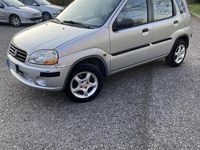 Usata Suzuki Ignis 83 CV (61 kW) 2001 Grigio Utilitaria