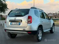 Usata Dacia Duster Lauréate 105 CV (77 kW) 2011 Grigio SUV