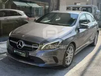 Usata Mercedes A180 109 CV (80 kW) 2016 Grigio Utilitaria