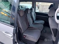 Usata Peugeot 807 2007 Grigio Monovolume