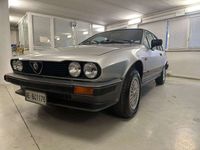 Usata Alfa Romeo GTV 150 CV (110 kW) 1983 Argento Coupé