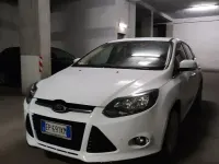 Usata Ford Focus 125 CV (91 kW) 2012 Bianco Berlina