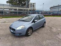 Usata Fiat Grande Punto 77 CV (56 kW) 2005 Blu Utilitaria