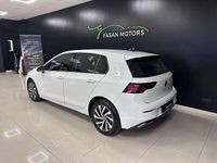 Usata VW Golf VIII Style 150 CV (110 kW) 2021 Pure white Berlina