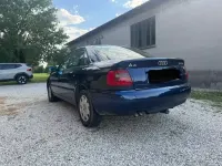 Usata Audi A4 110 CV (80 kW) 1998 Bluazzurro Berlina