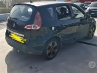 Usata Renault Scénic III Dynamique 110 CV (80 kW) 2011 Nero Monovolume