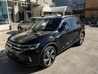 Usata VW T-Roc R-line 150 CV (110 kW) 2022 Nero SUV